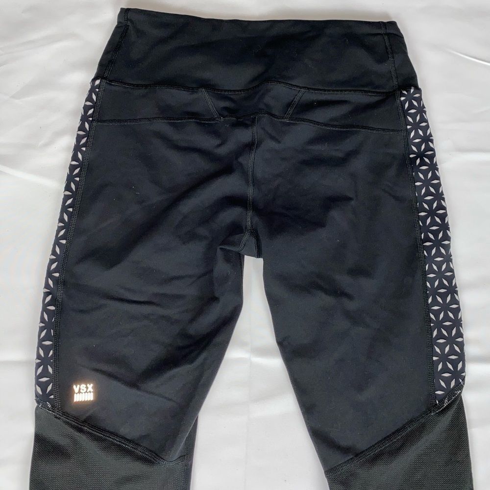 Victoria's Secret Women's Black White Crop Leggings Size M - Picture 6 of 7